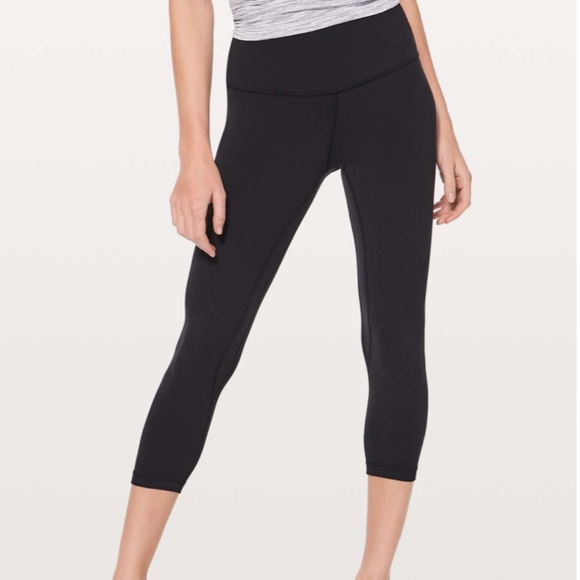 lululemon athletica Pants - Lululemon Align Crop 21”